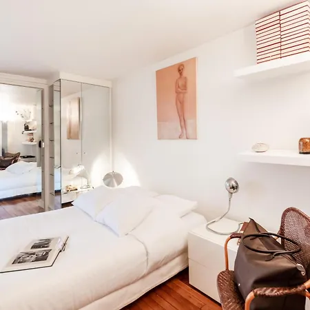 Parc Monceau Loft Apartment *