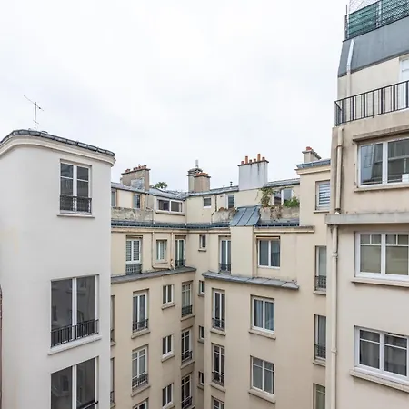Parc Monceau Loft Apartment *