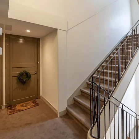 Parc Monceau Loft Apartment *